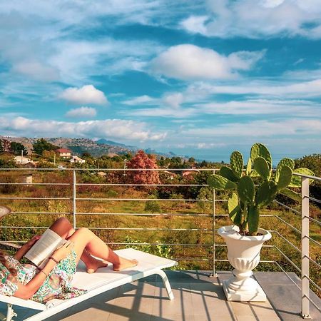 Design Villa In Piedimonte Etneo Zewnętrze zdjęcie