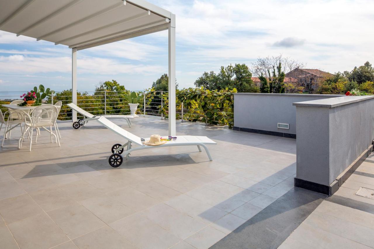 Design Villa In Piedimonte Etneo Zewnętrze zdjęcie